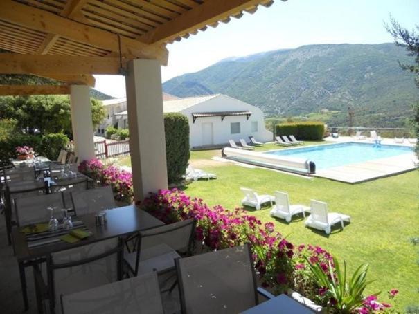 La Plume Du Ventoux Holiday home *